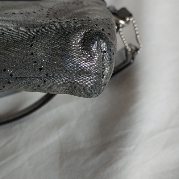 Coach Silver Leather Wristlet, EUC - Picture 8 of 9